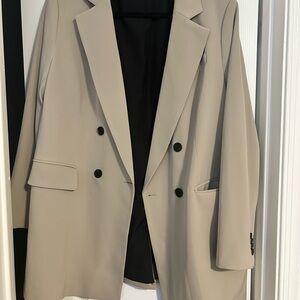 H&M Women's Beige Double-Breasted Blazer